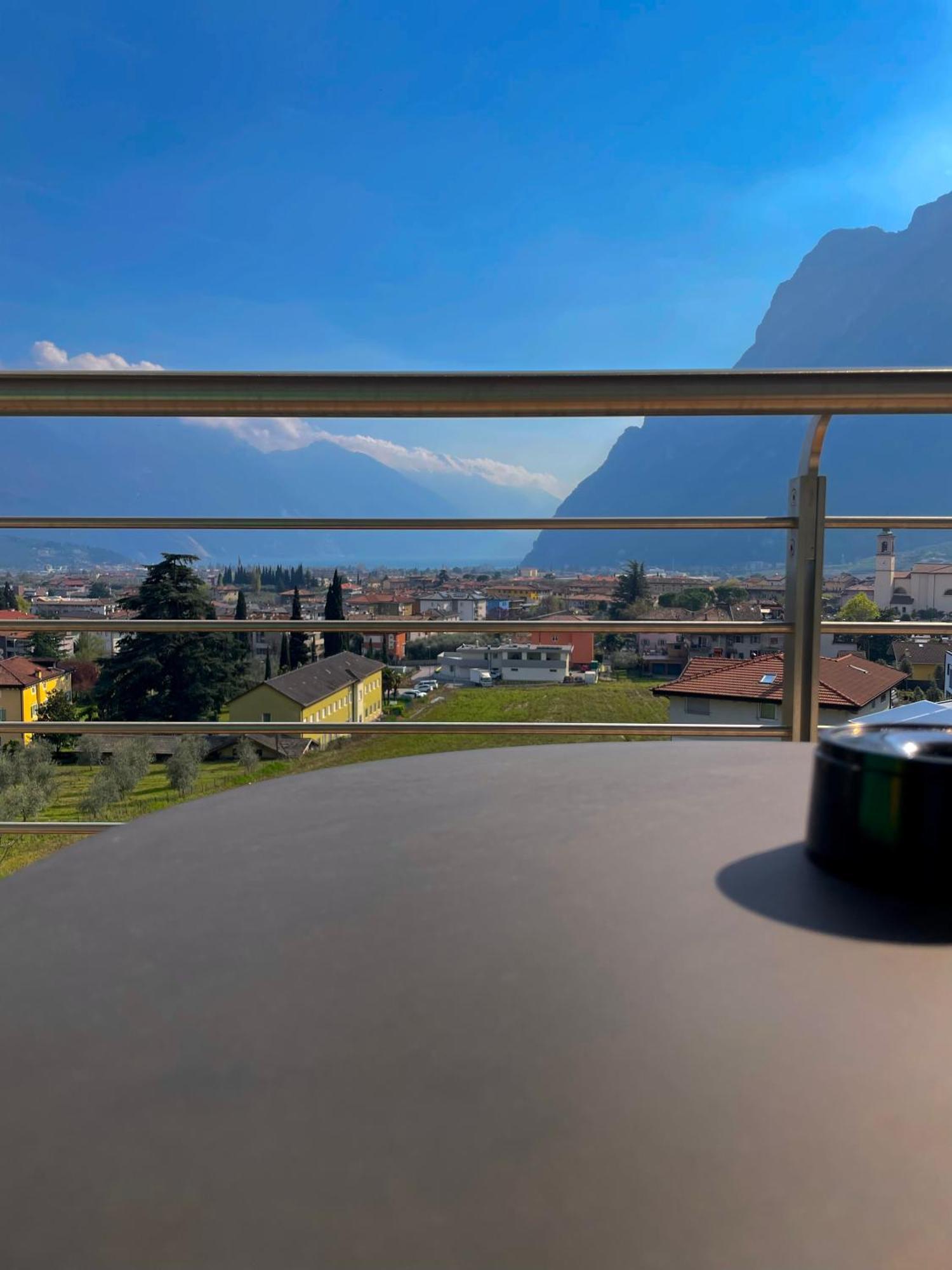 View & Chill Apartment Riva del Garda Exterior foto