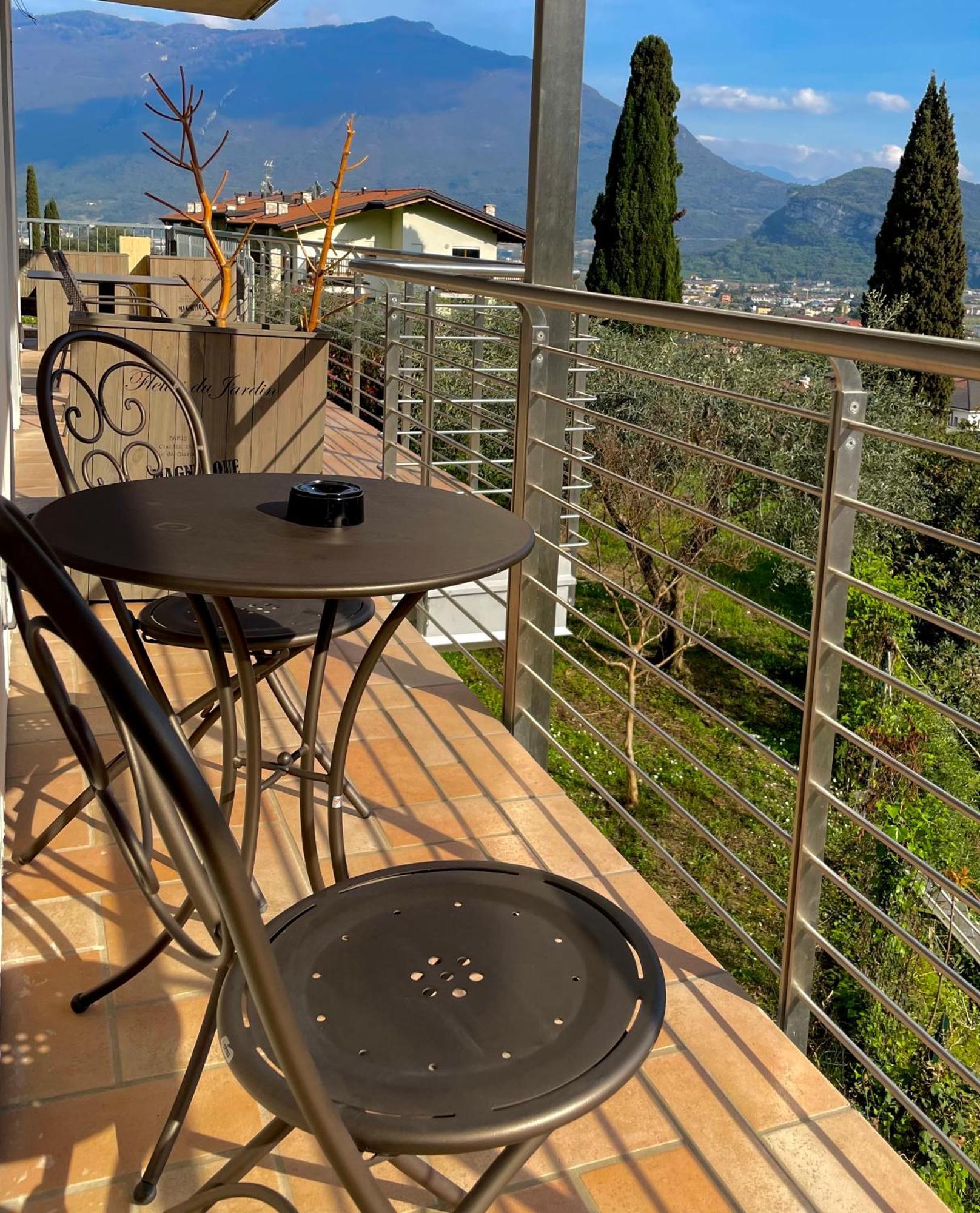 View & Chill Apartment Riva del Garda Exterior foto